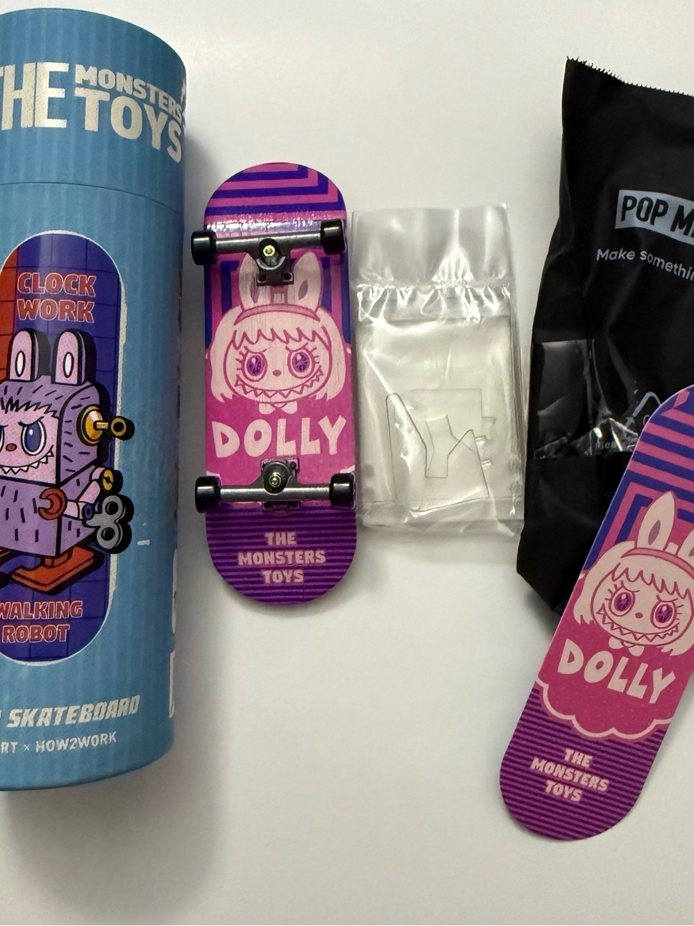 Pop Mart Finger Skateboard confirmed DOLLY